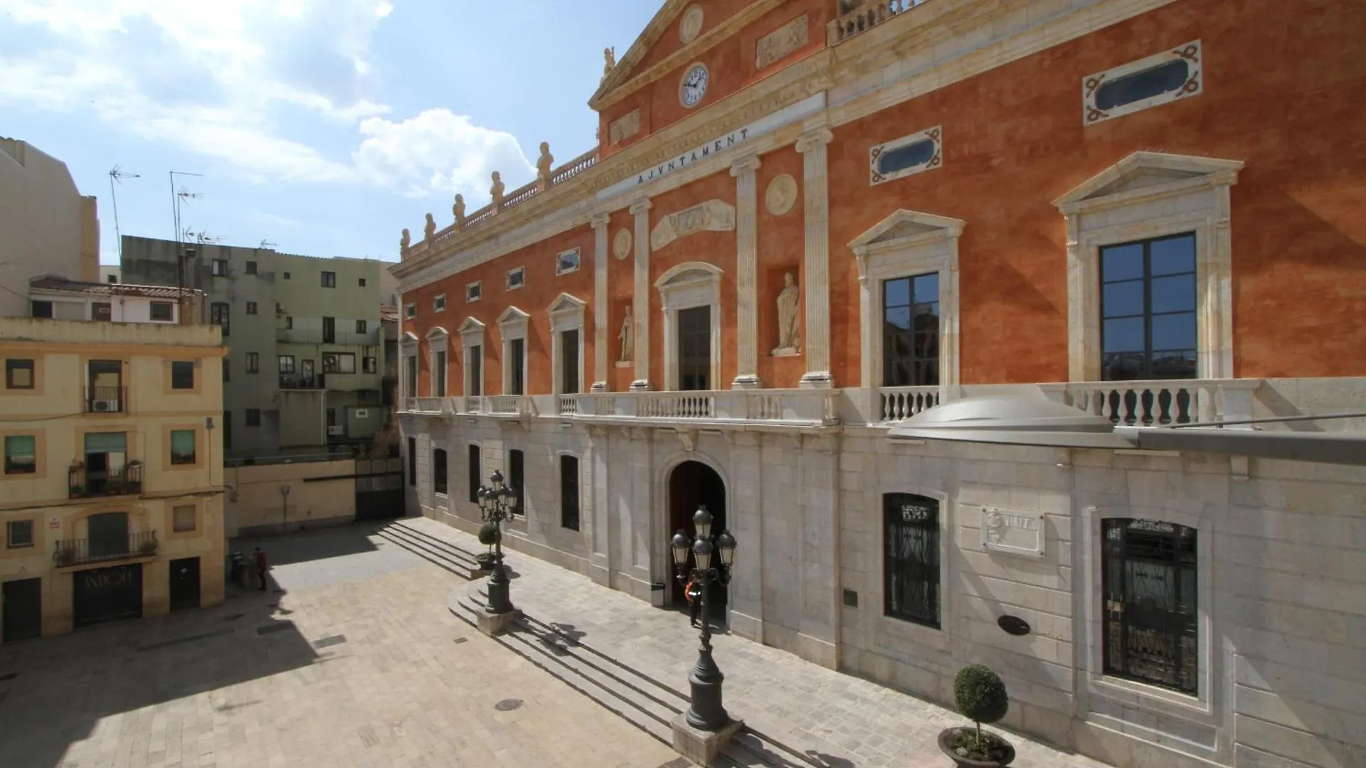 Royal Tarraco A Homestay By Turismar Tarragona
